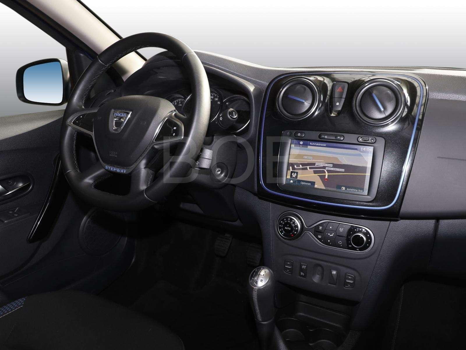 Fahrzeugbild eines Dacia Sandero