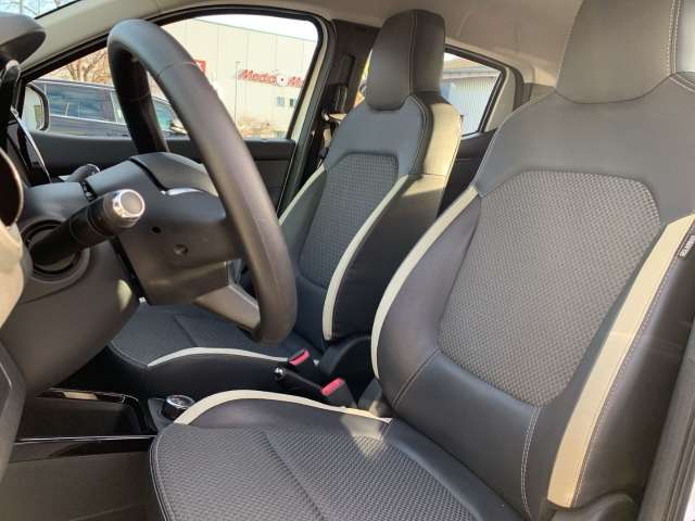 Fahrzeugbild eines Dacia Spring