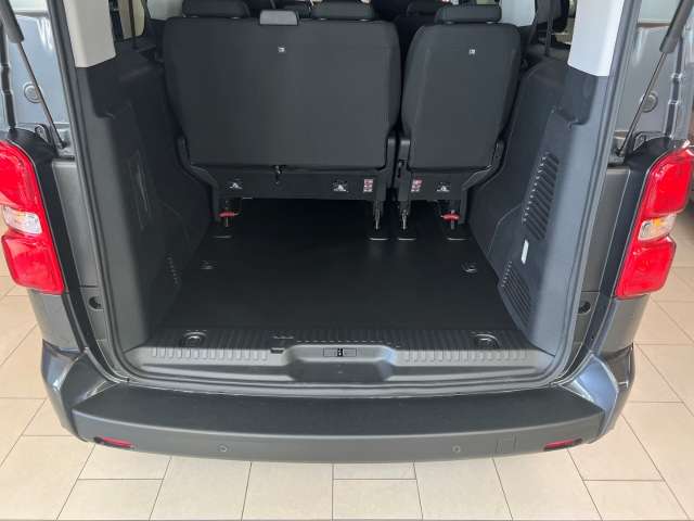 Fahrzeugbild eines Opel Zafira