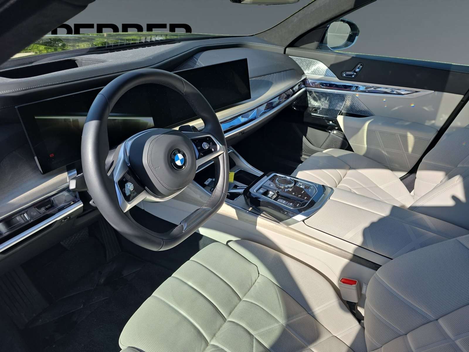 Fahrzeugbild eines BMW 7er-Reihe