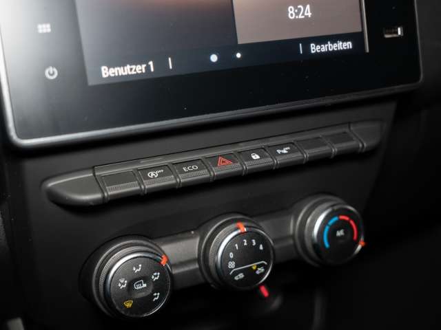 Fahrzeugbild eines Renault Express