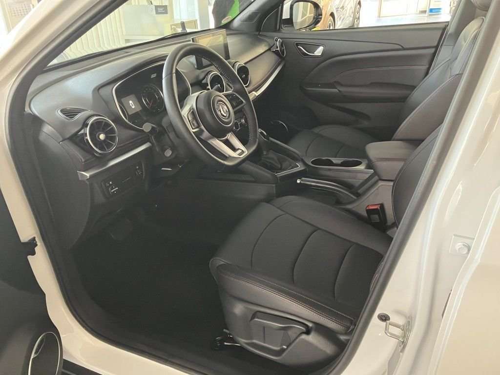 Fahrzeugbild eines DFSK Fengon 500