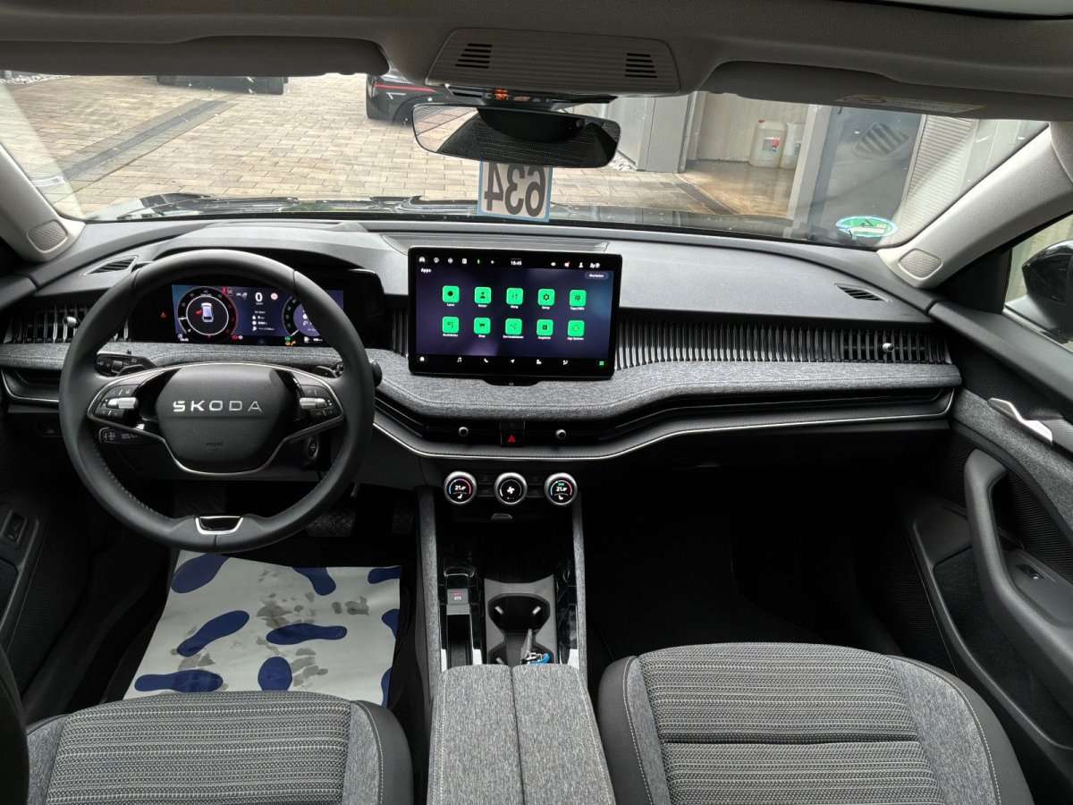 Fahrzeugbild eines Skoda Superb