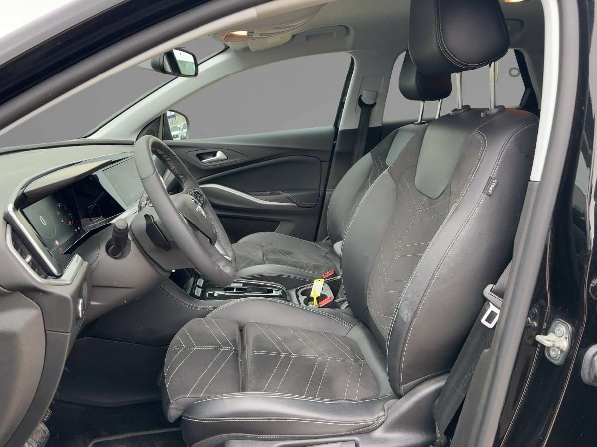 Fahrzeugbild eines Opel Grandland X