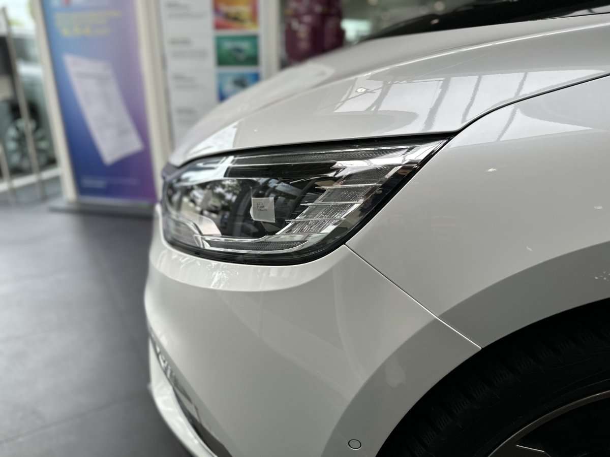Fahrzeugbild eines Renault Grand Scénic