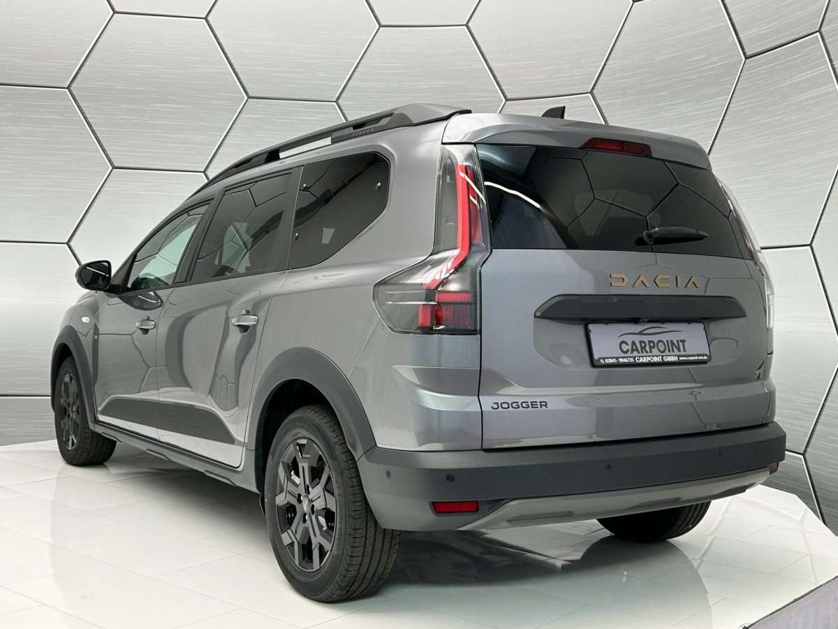 Fahrzeugbild eines Dacia Jogger