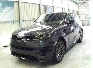 Schräge Frontansicht auf einen Land Rover Range Rover Sport , freigestellt