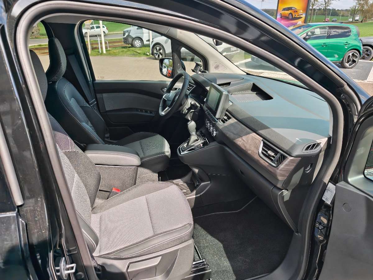 Fahrzeugbild eines Renault Kangoo E-TECH