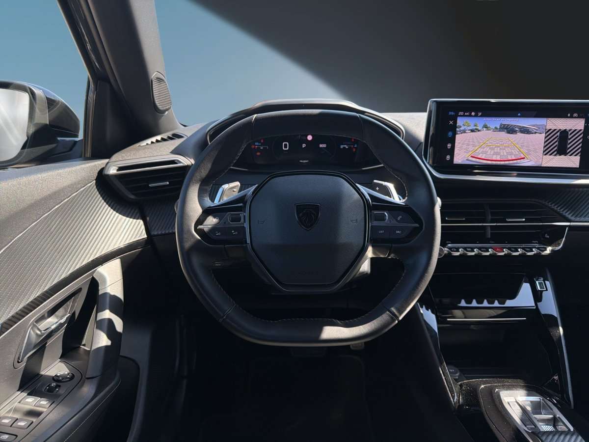 Fahrzeugbild eines Peugeot 2008