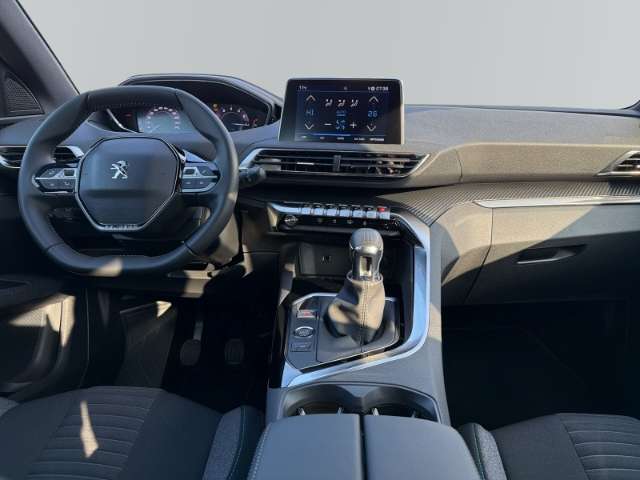 Fahrzeugbild eines Peugeot 5008
