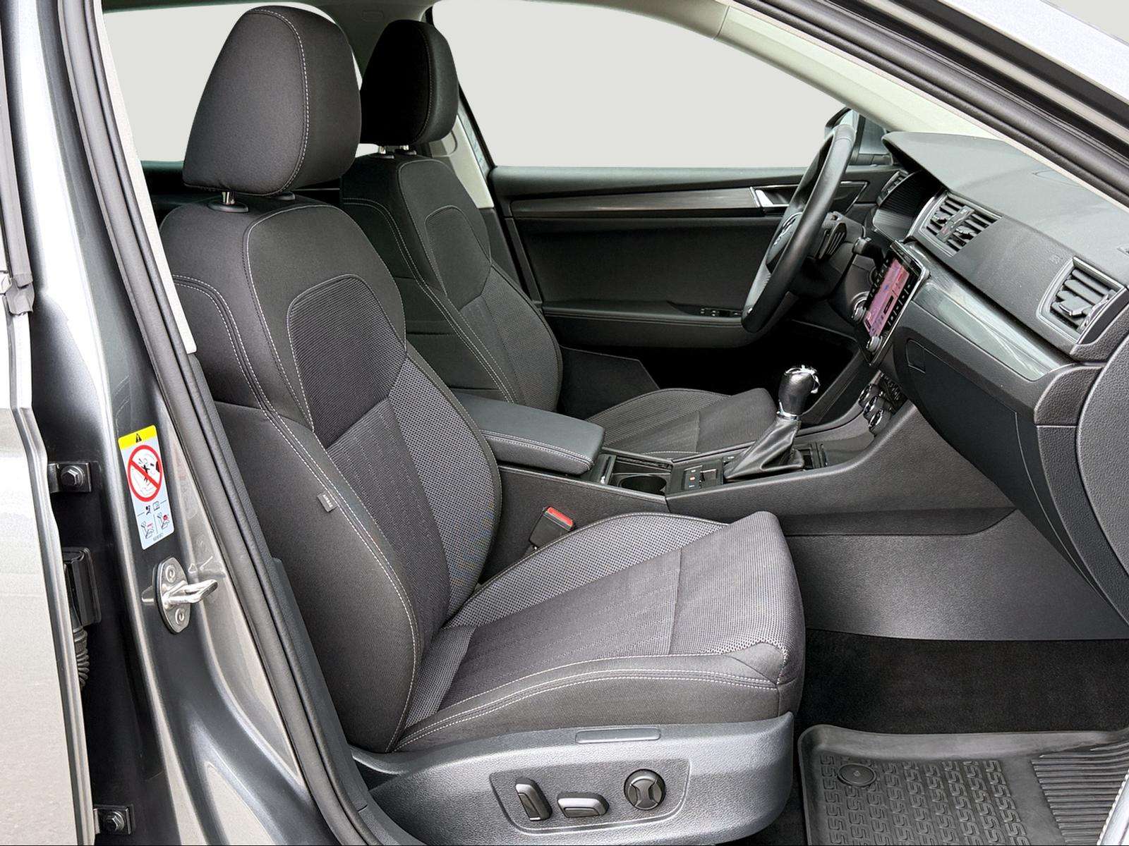Fahrzeugbild eines Skoda Superb
