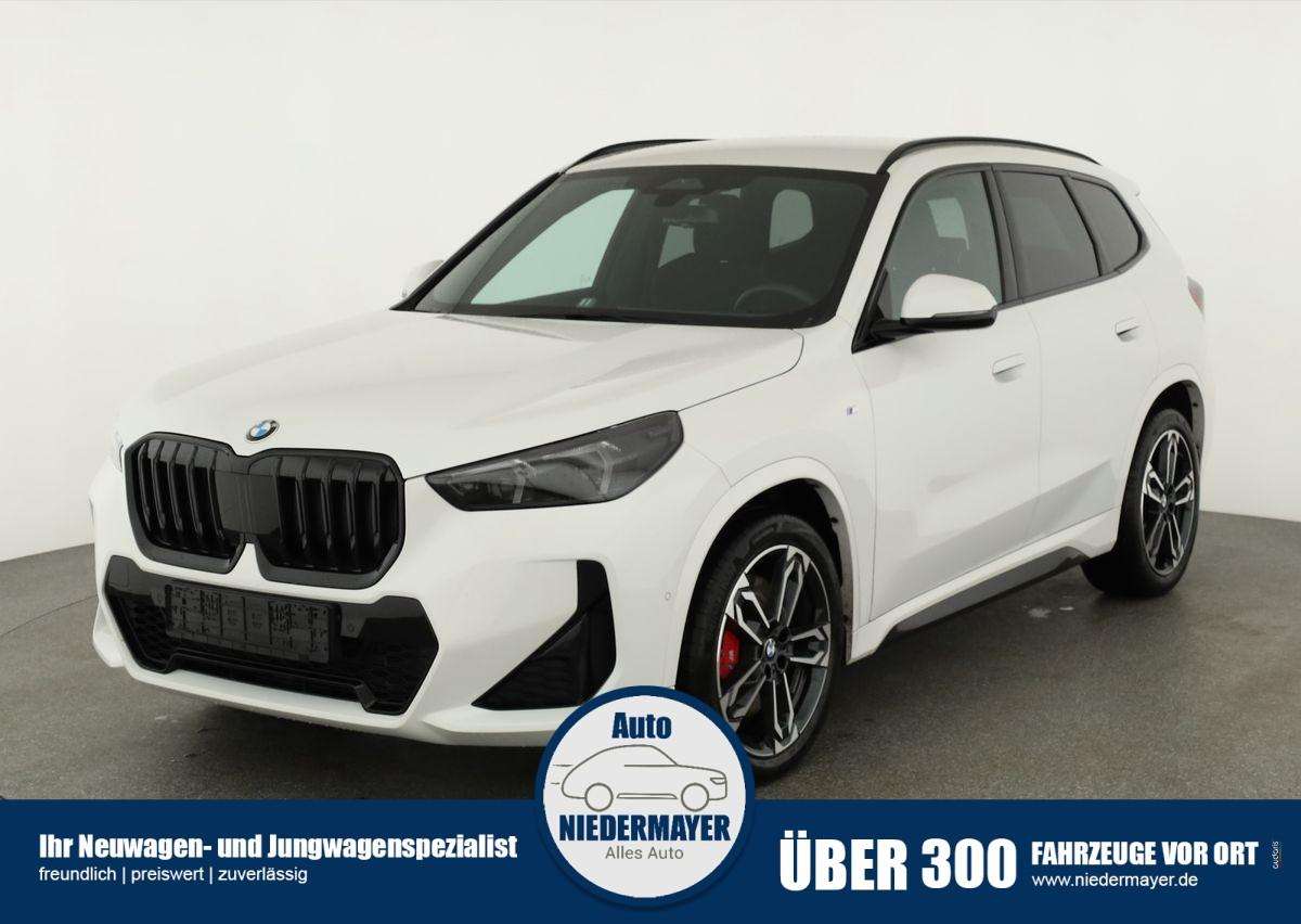 Fahrzeugbild eines BMW X1