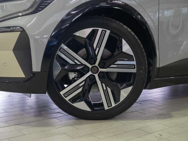 Fahrzeugbild eines Renault Megane E-TECH