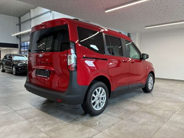 Fahrzeugbild eines Ford Tourneo Courier
