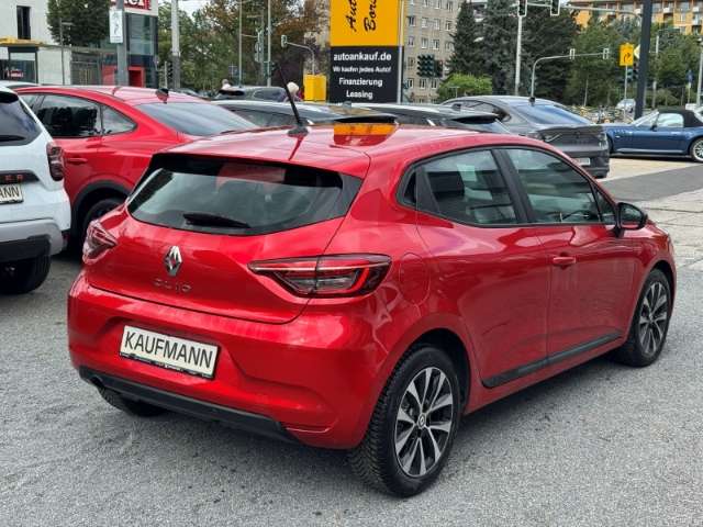 Fahrzeugbild eines Renault Clio