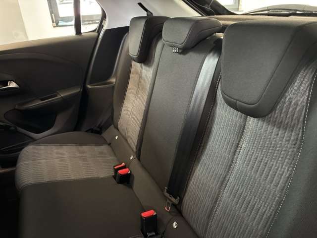Fahrzeugbild eines Opel Corsa