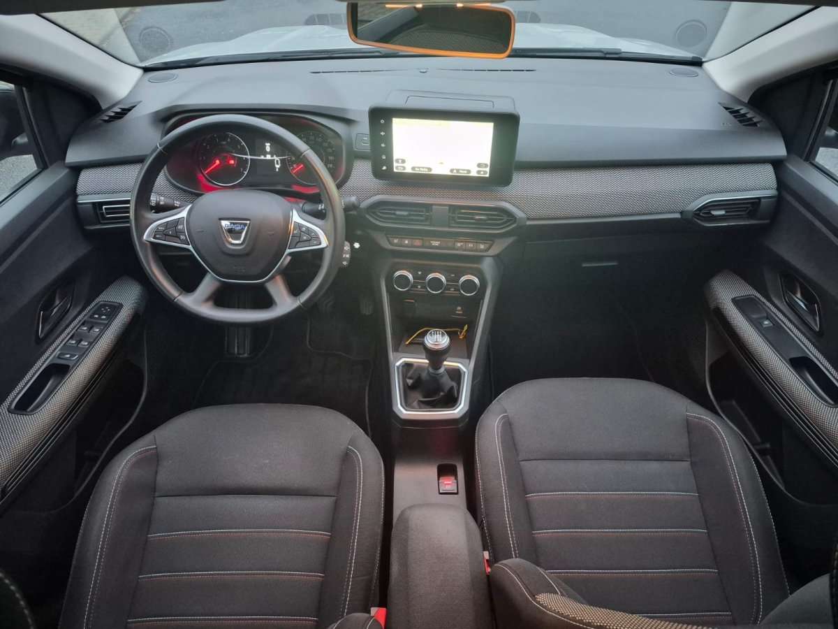 Fahrzeugbild eines Dacia Jogger