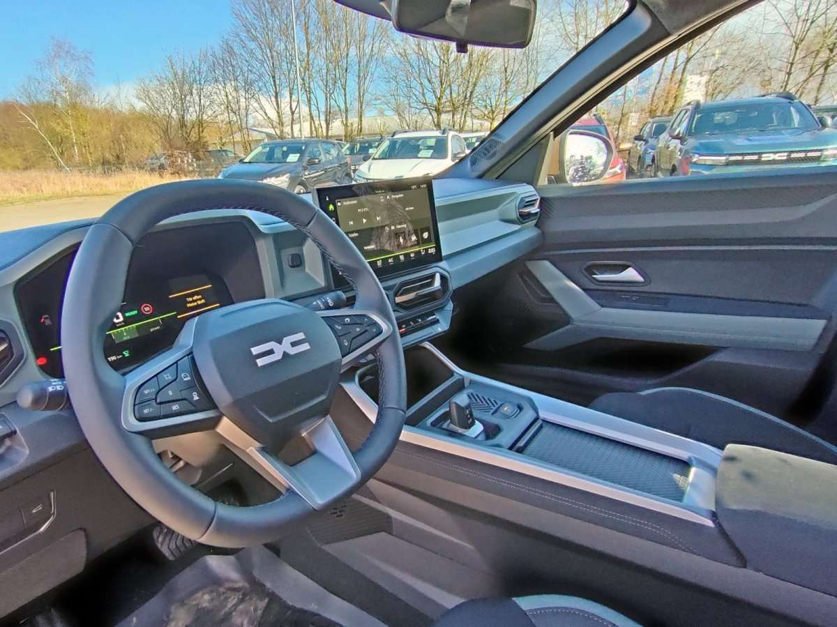 Fahrzeugbild eines Dacia Bigster