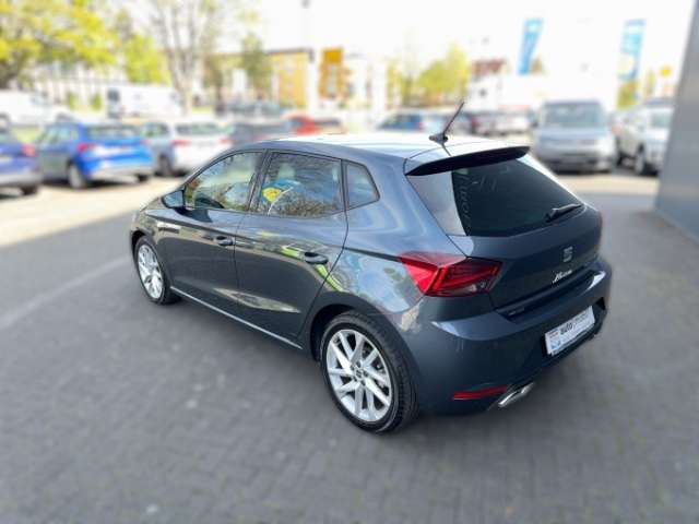 Fahrzeugbild eines SEAT Ibiza
