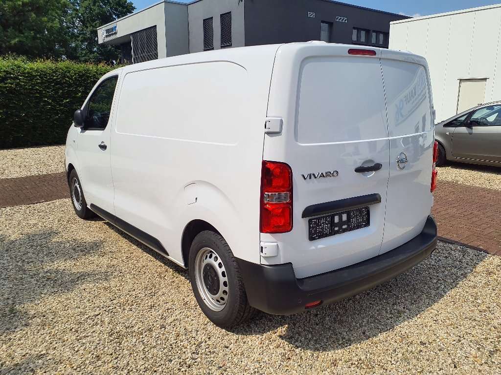 Fahrzeugbild eines Opel Vivaro