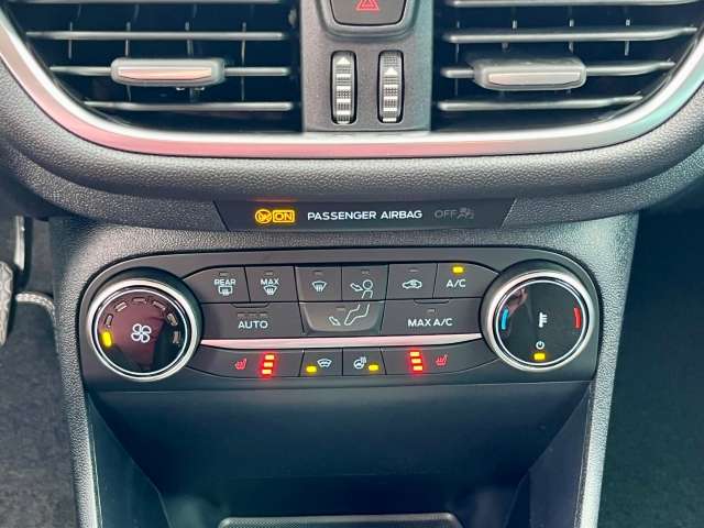 Fahrzeugbild eines Ford Fiesta