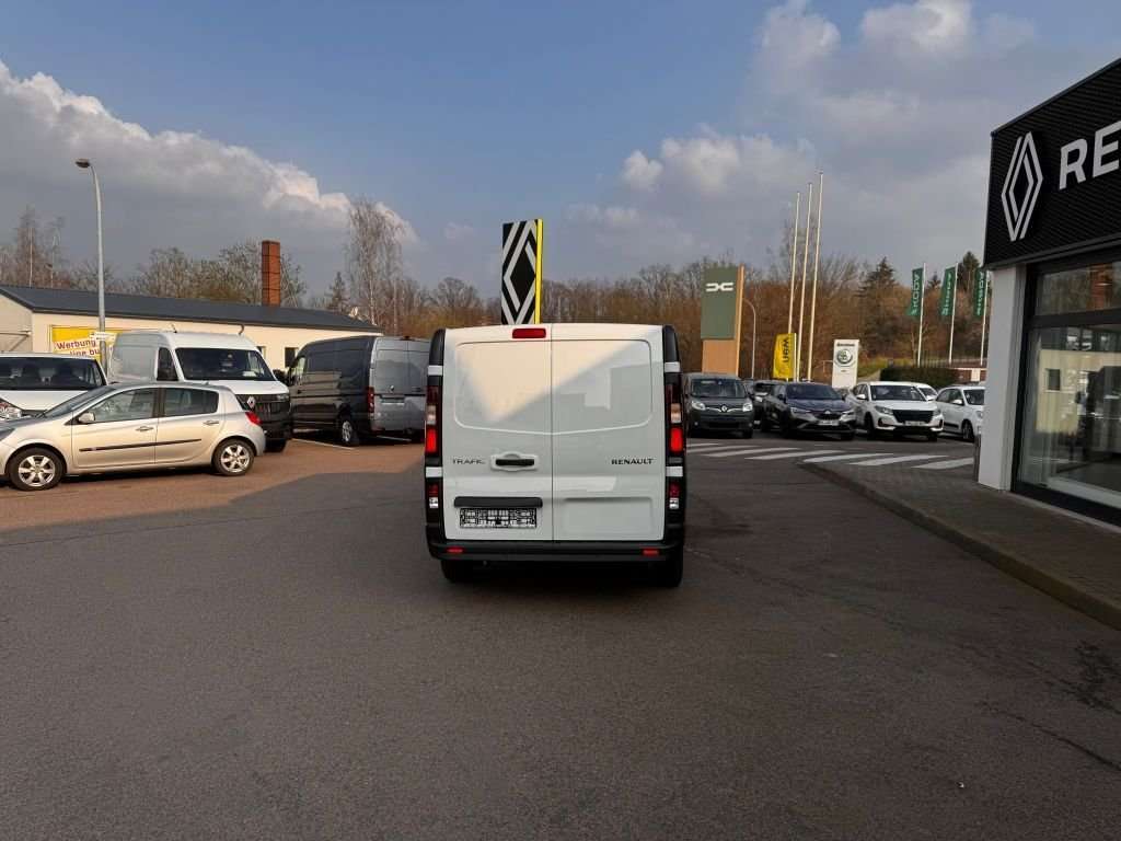 Fahrzeugbild eines Renault Trafic