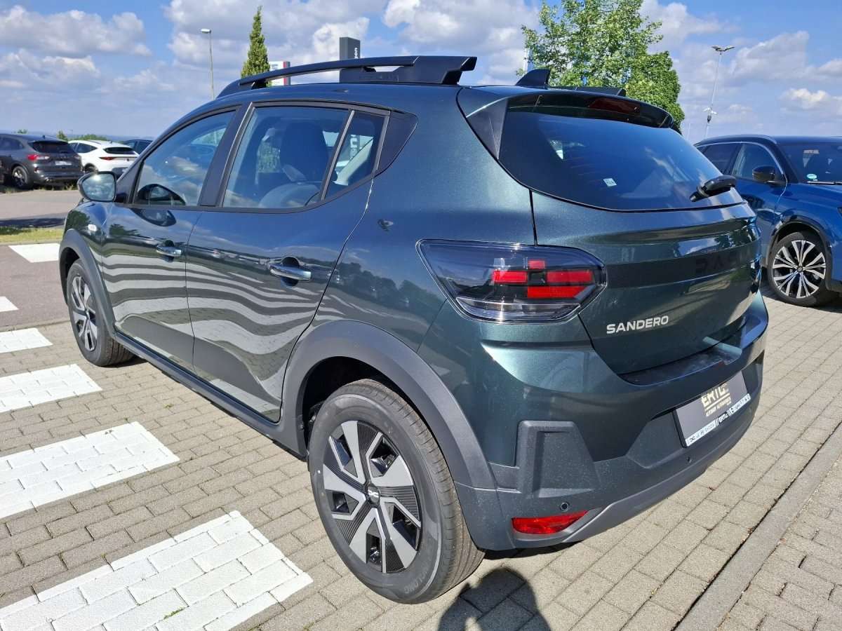 Fahrzeugbild eines Dacia Sandero