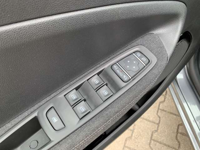 Fahrzeugbild eines Renault ZOE