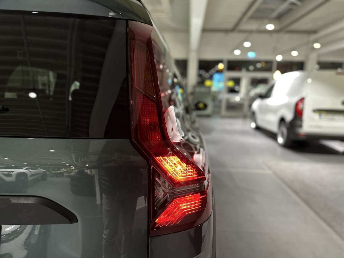 Fahrzeugbild eines Dacia Jogger