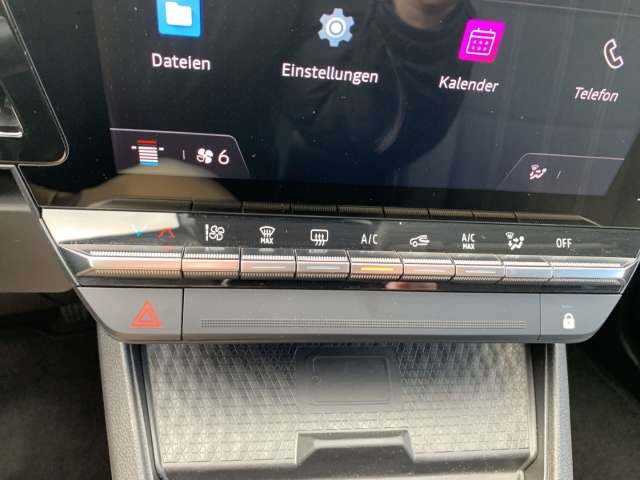 Fahrzeugbild eines Renault Megane E-TECH