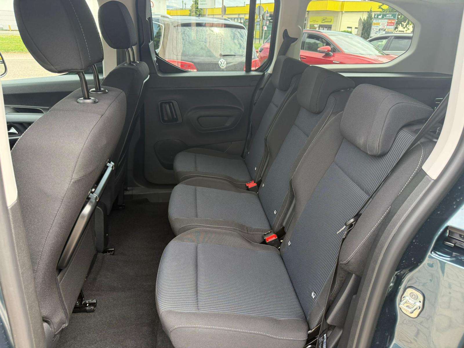 Fahrzeugbild eines Fiat Doblò