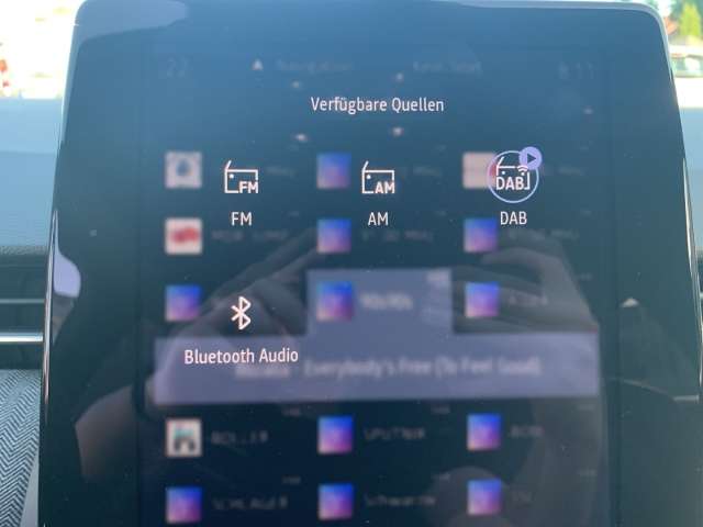 Fahrzeugbild eines Renault Clio