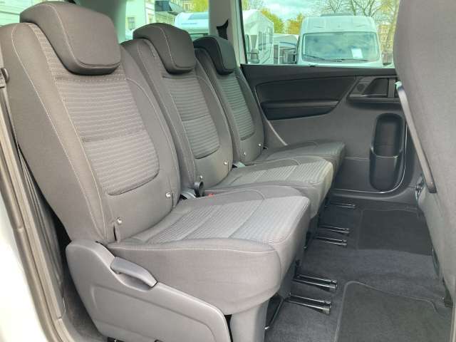 Fahrzeugbild eines SEAT Alhambra