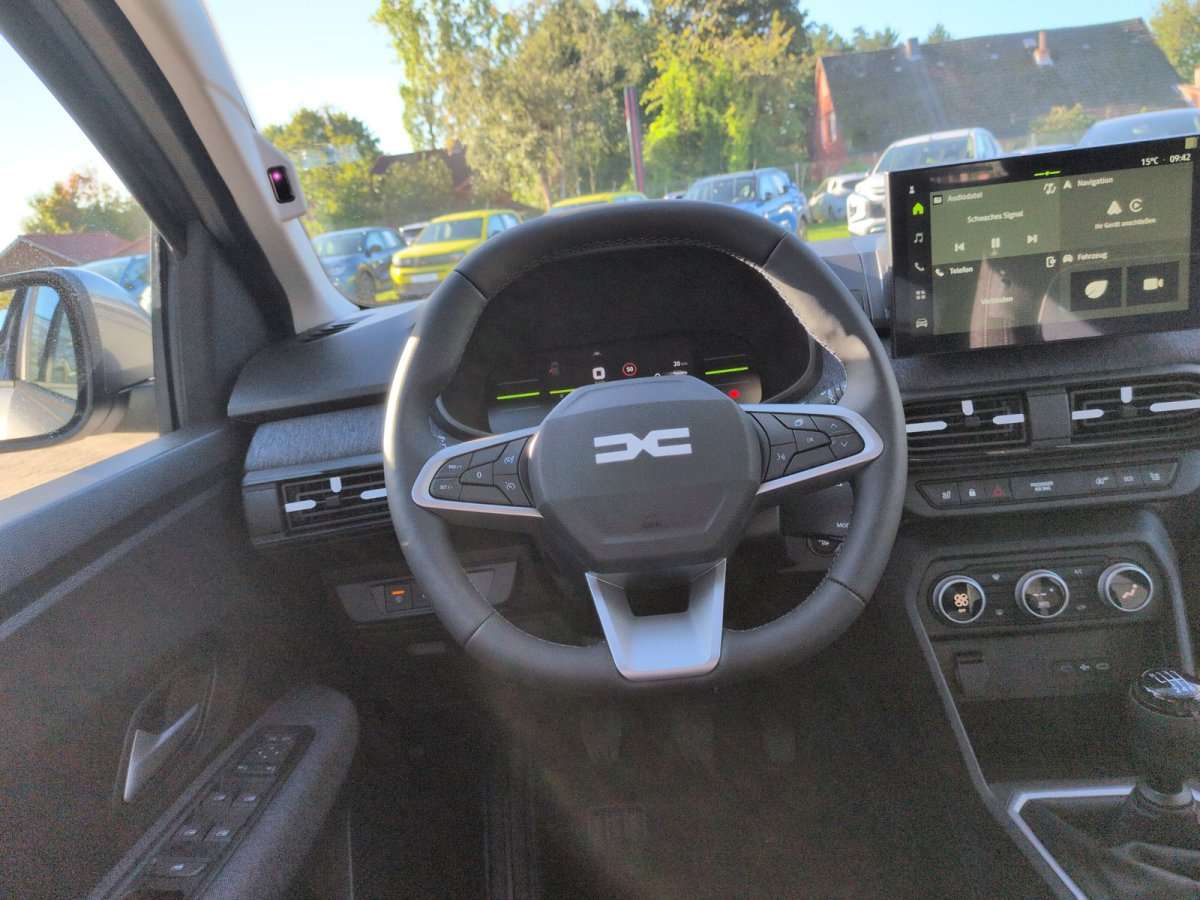 Fahrzeugbild eines Dacia Sandero