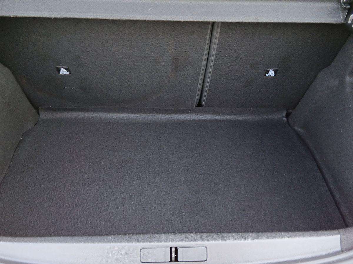 Fahrzeugbild eines Peugeot 208