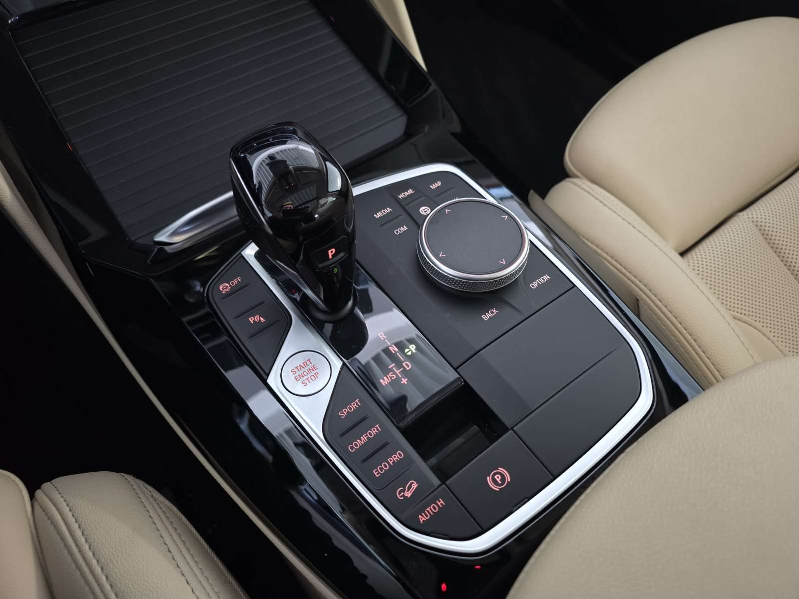 Fahrzeugbild eines BMW X4