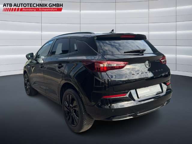 Fahrzeugbild eines Opel Grandland X