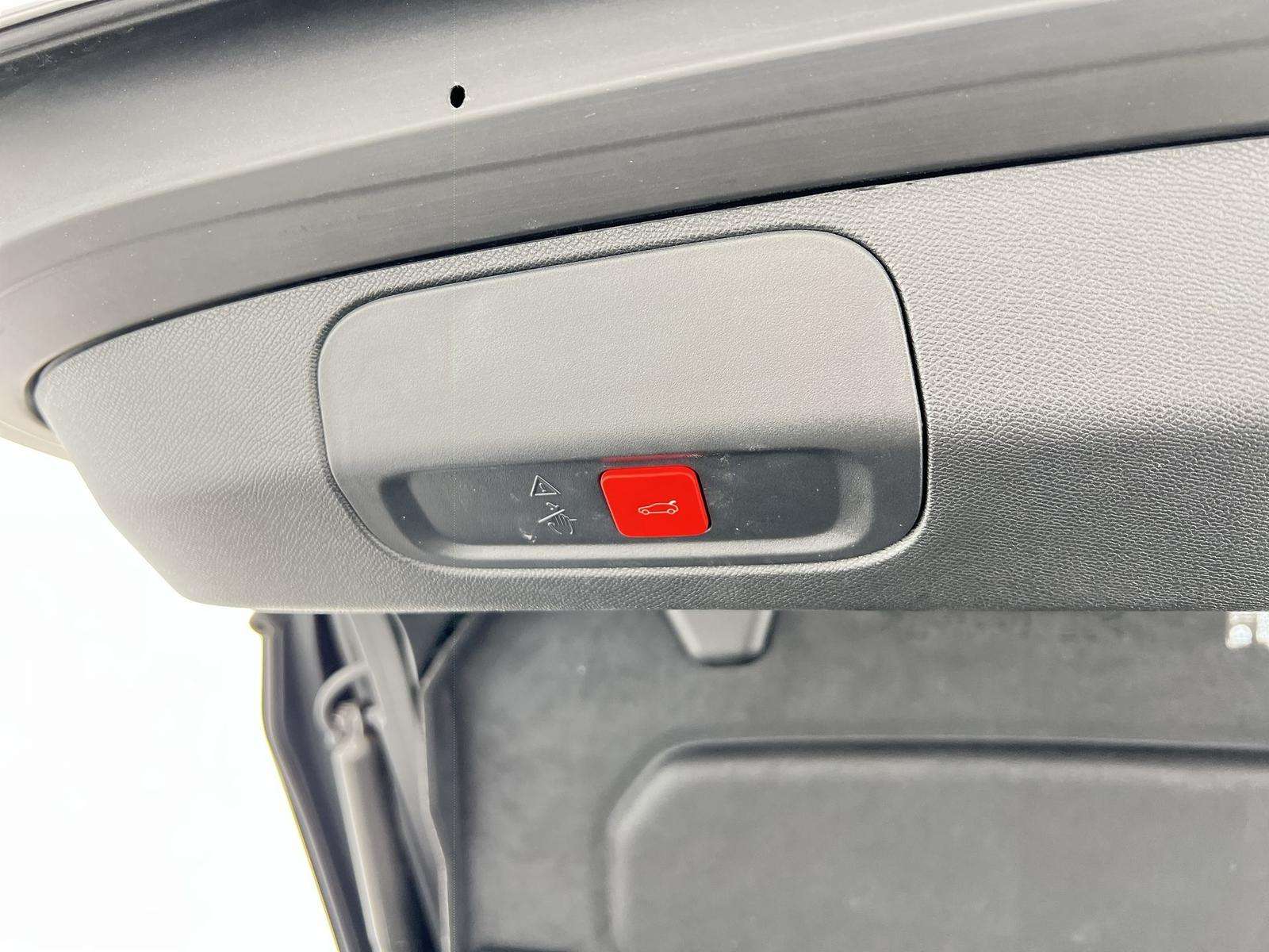 Fahrzeugbild eines Peugeot 408