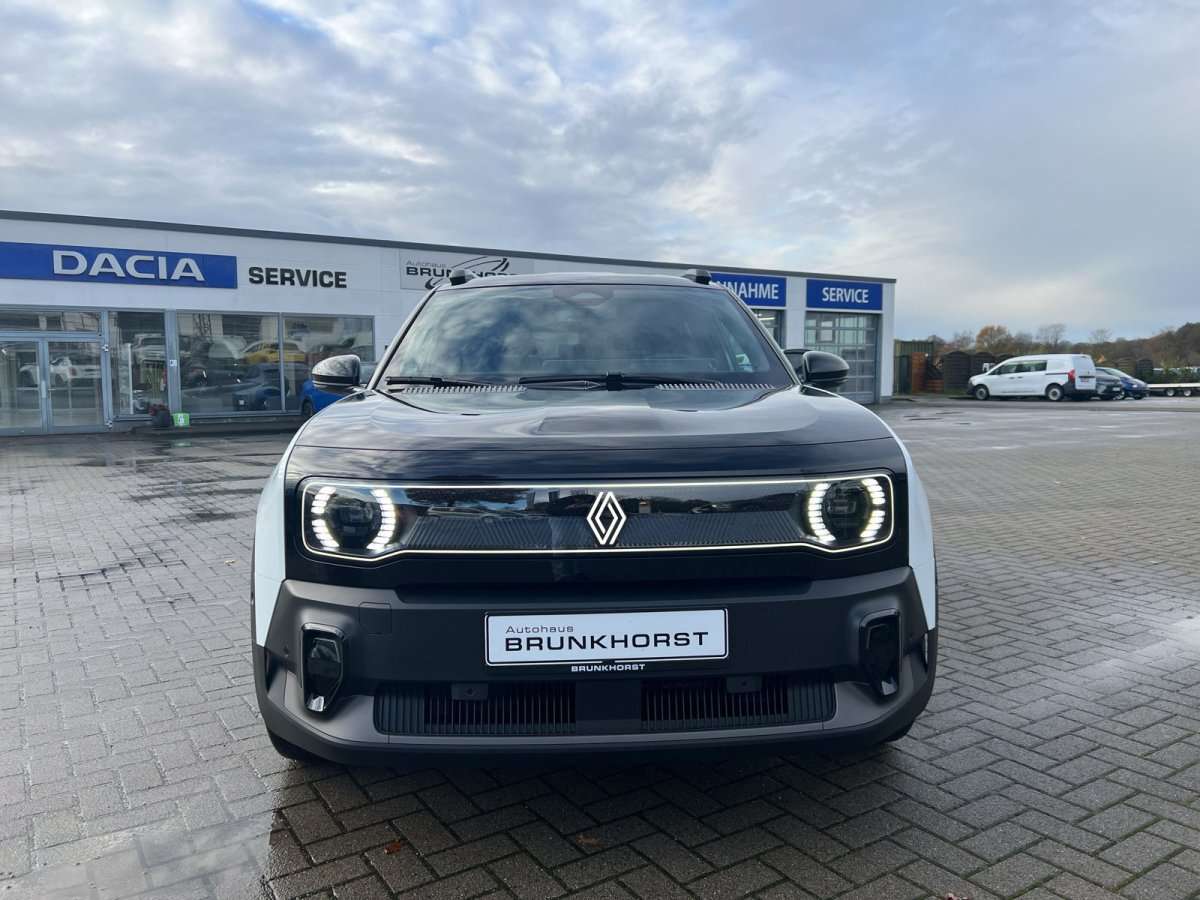 Fahrzeugbild eines Renault 4 E-TECH