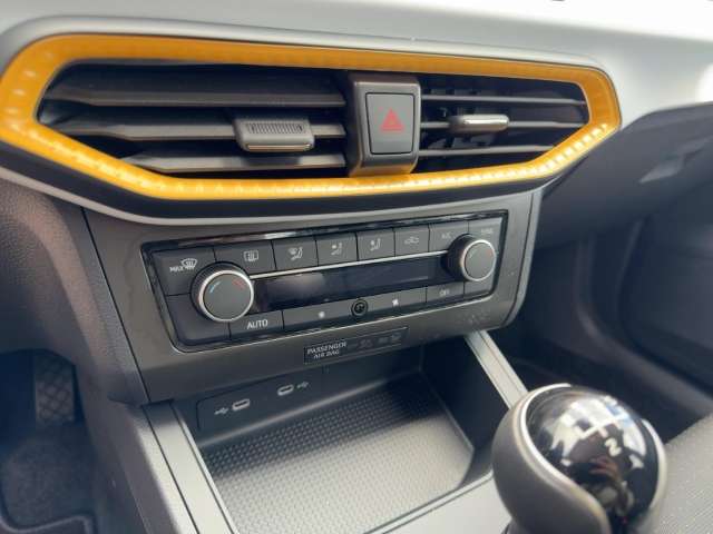 Fahrzeugbild eines SEAT Ibiza