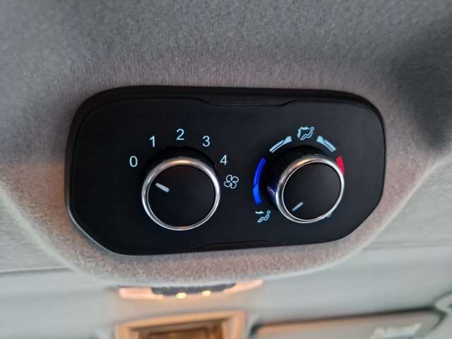 Fahrzeugbild eines Ford Transit Custom