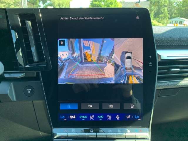 Fahrzeugbild eines Renault Scenic E-TECH