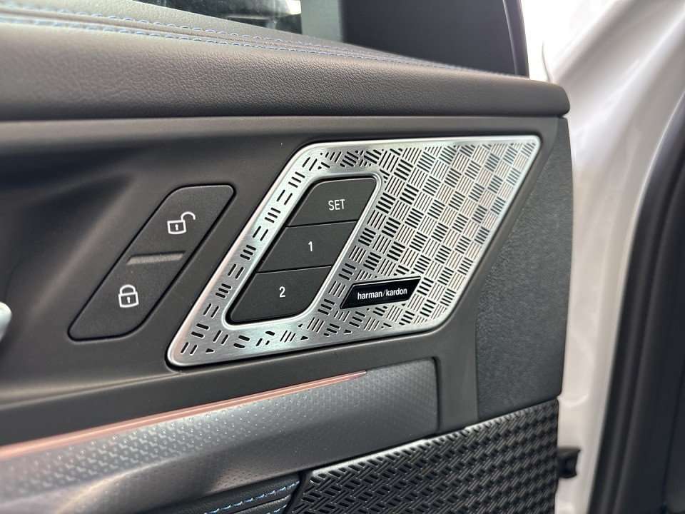 Fahrzeugbild eines BMW X1