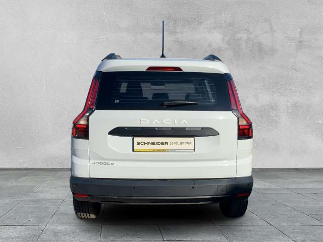 Fahrzeugbild eines Dacia Jogger