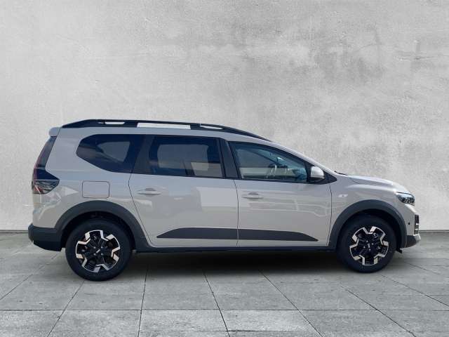 Fahrzeugbild eines Dacia Jogger