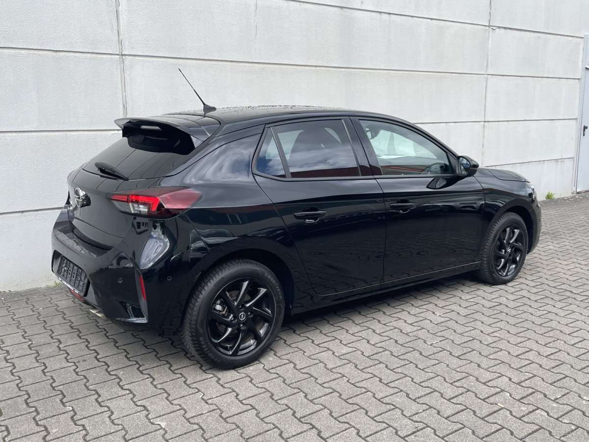 Fahrzeugbild eines Opel Corsa