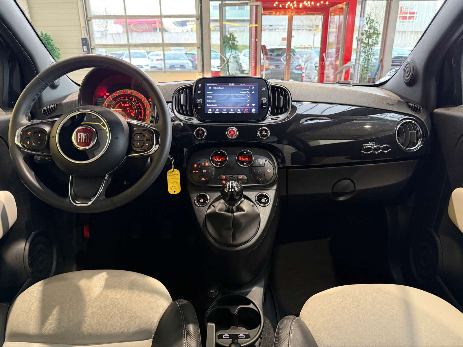 Fahrzeugbild eines Fiat 500