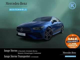 Schräge Frontansicht auf einen Mercedes-Benz CLA , freigestellt