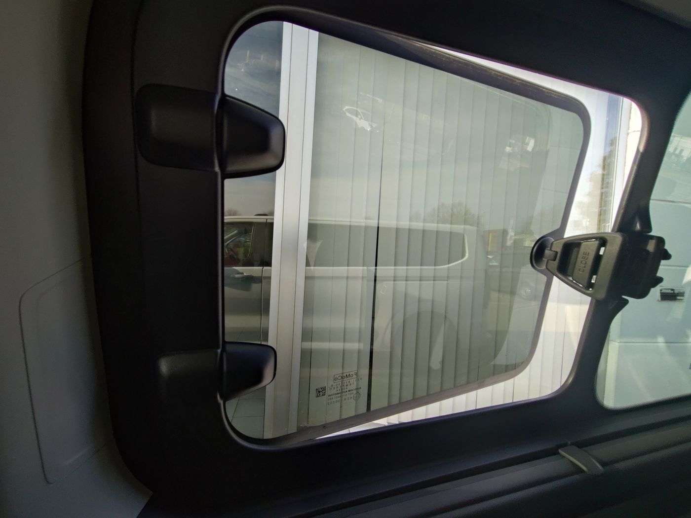 Fahrzeugbild eines Ford Tourneo Custom