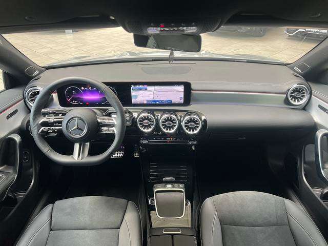 Fahrzeugbild eines Mercedes-Benz CLA